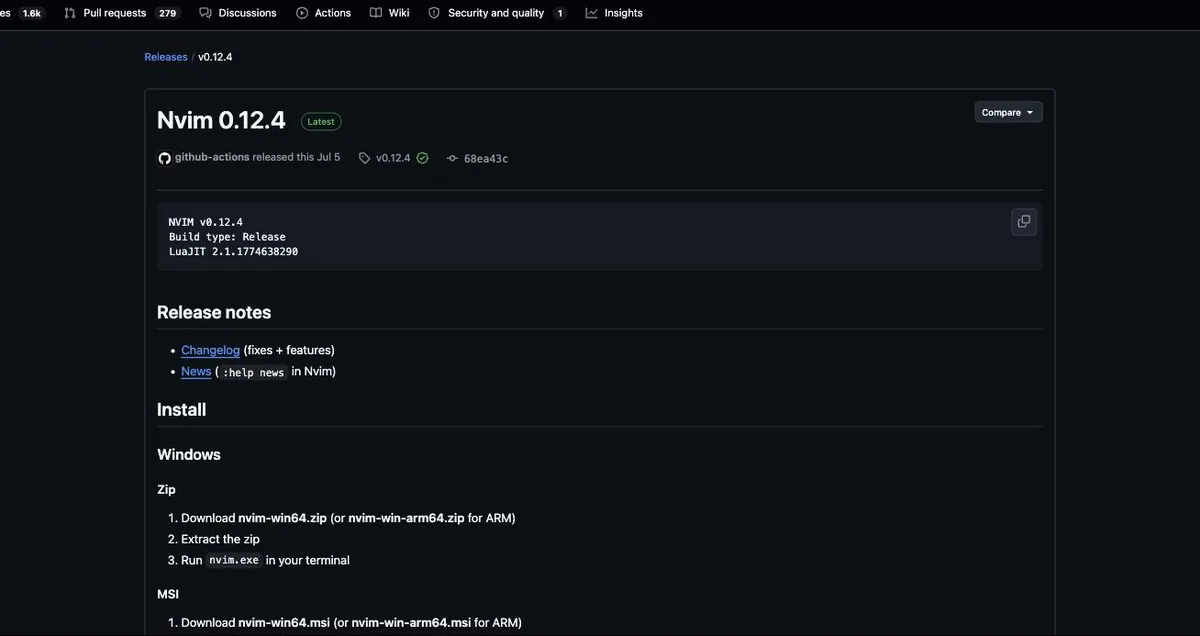 NeovimのGitHubリリースページ。Nvim 0.12.4のLatest表示と、Windows向けのZipとMSIそれぞれの導入手順が箇条書きで並んでいる